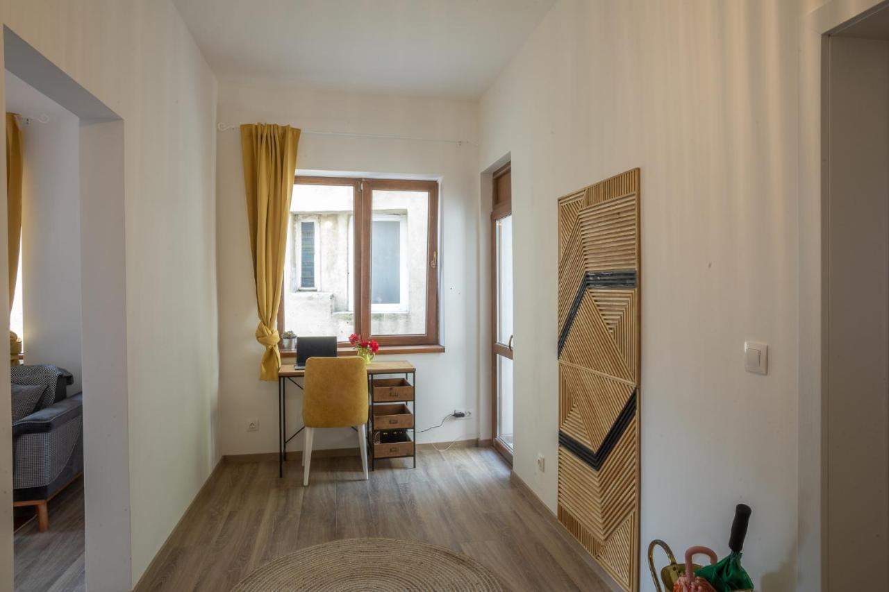 Linden House - A Lovely Apartment In Central Varna Exterior foto
