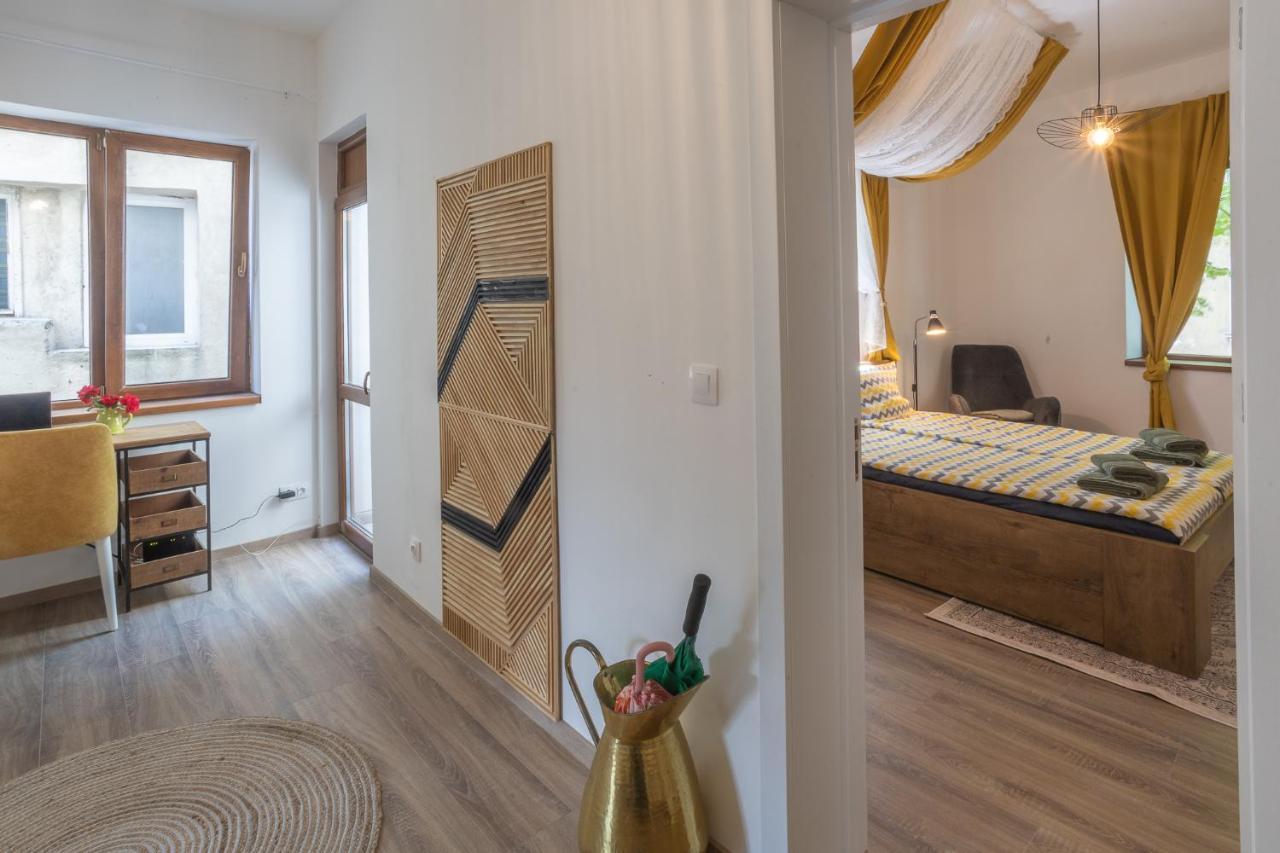 Linden House - A Lovely Apartment In Central Varna Exterior foto